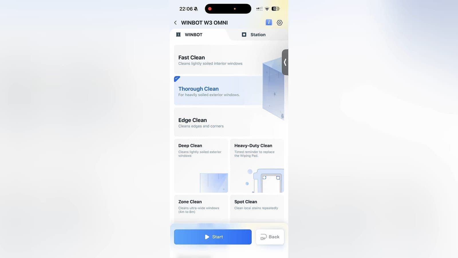 Smartphone met de ECOVACS HOME app en verschillende schoonmaakmodi