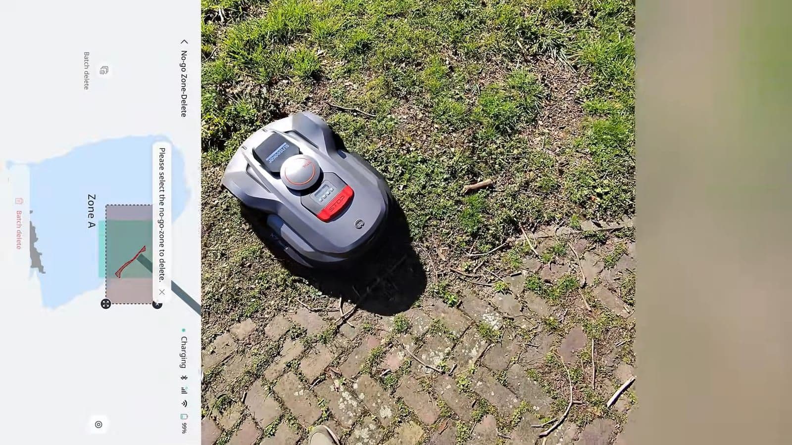 Schermopname van de app tracking links en de maaier in rechte banen rechts