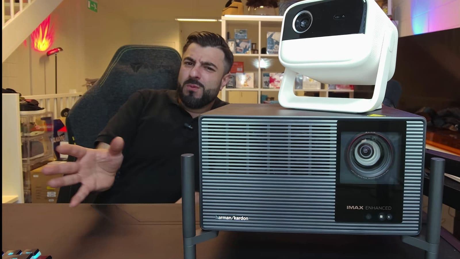 Zino sitting behind the XGIMI Horizon 20 Max with the Toumei S7 resting on top